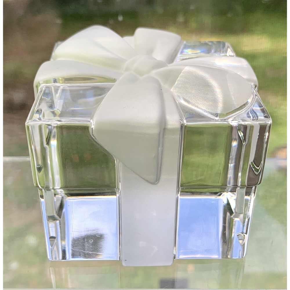 Tiffany & Co. Crystal Glass Gift Box Paperweight w Frosted Ribbon Bow, Signed